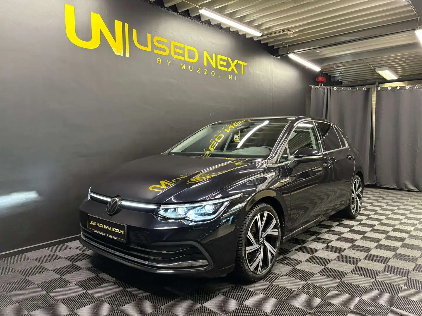Volkswagen Golf Style 2.0 TSI 190 CV DSG7 Zwart - 1