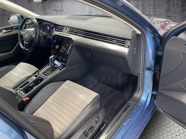 Volkswagen Passat Variant 2.0 TSI Highline DSG nur an Gewerbe/ Export – Foto 14