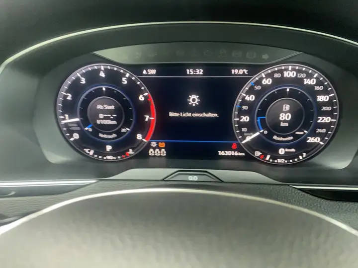 Volkswagen Passat Variant 2.0 TSI Highline DSG nur an Gewerbe/ Export – Foto 21