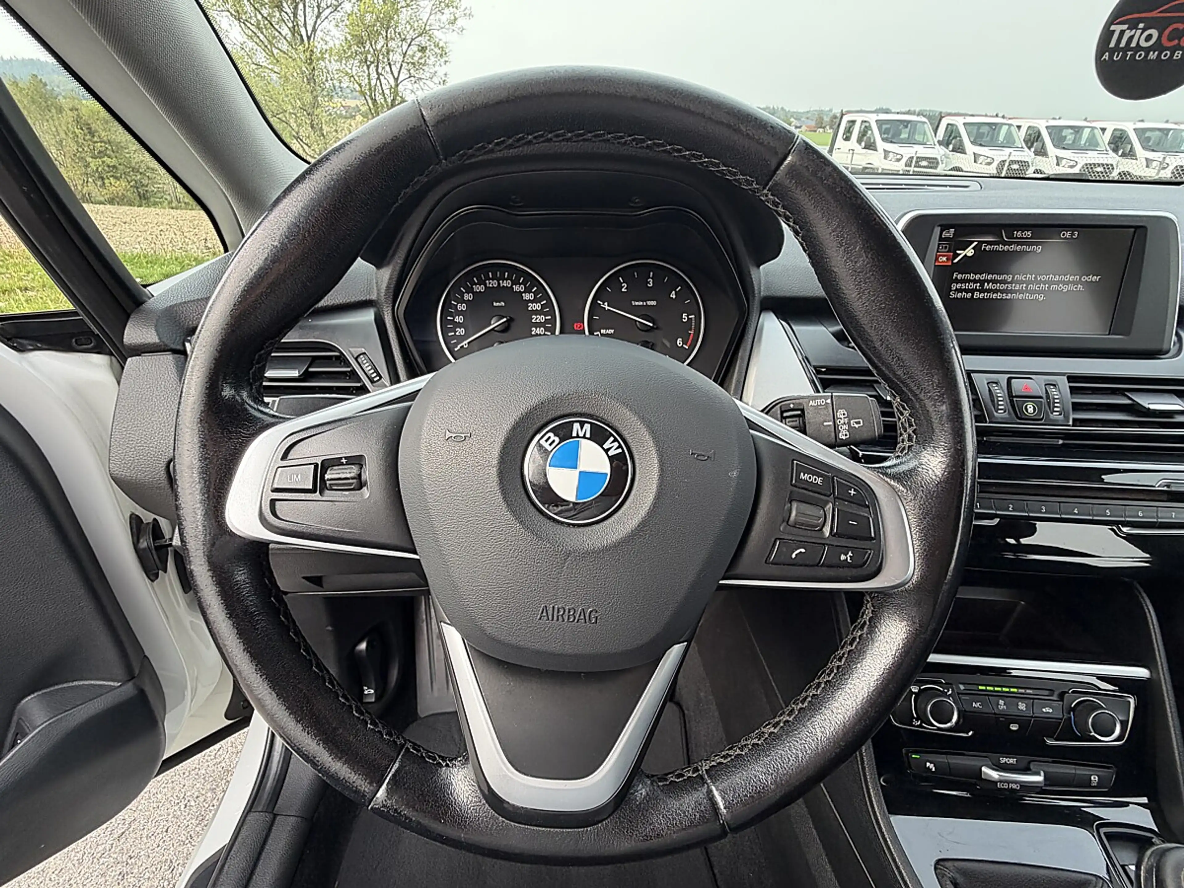 BMW 214 d Active Tourer *OAMTC*PICKERL*PDC*TEMPOMAT* — photo 11