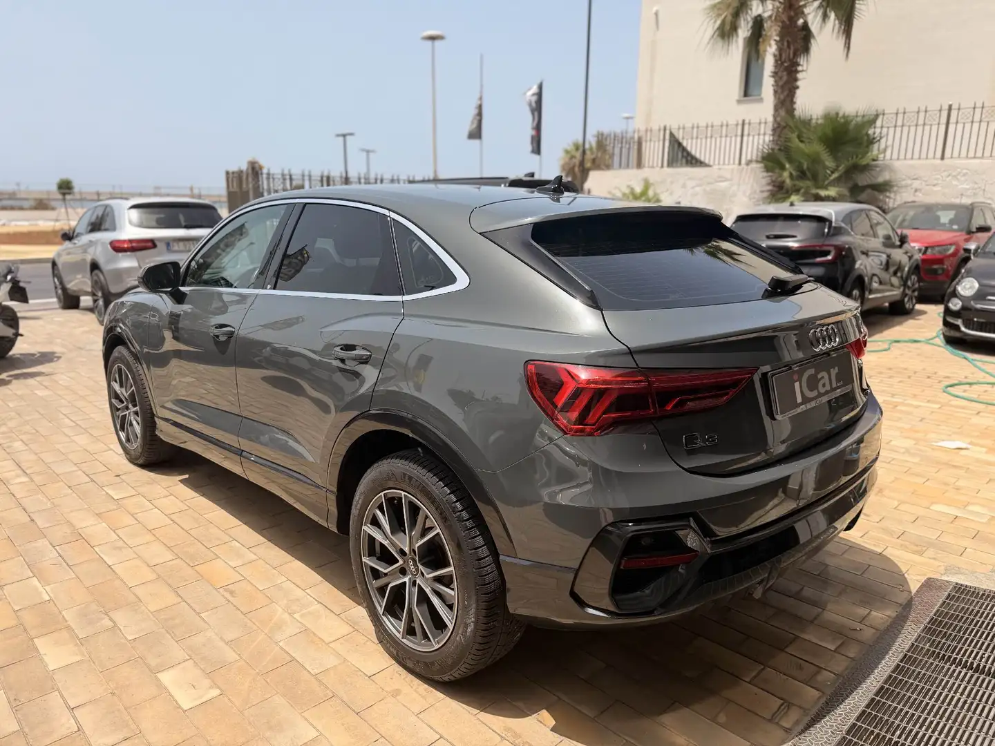 Audi Q3 SPORTBACK 35 2.0 TDI BUSINESS PLUS S-TRONIC - foto 2
