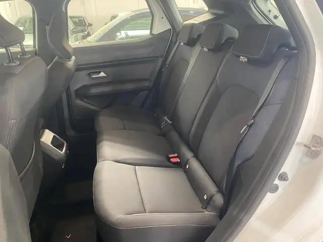 Dacia Duster view 10