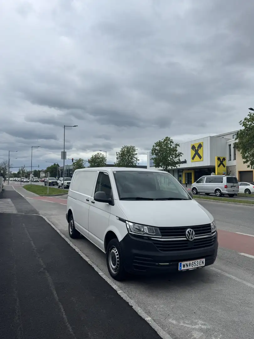 Volkswagen Transporter . - 1