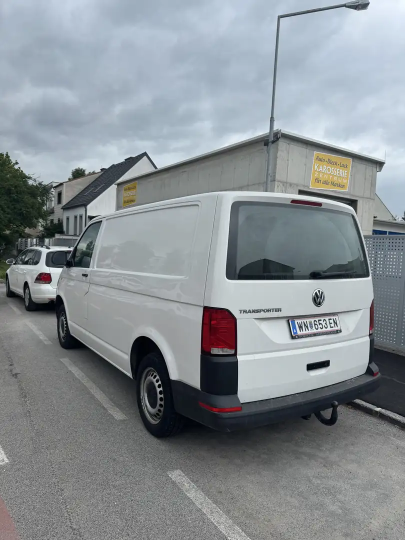 Volkswagen Transporter . - 2