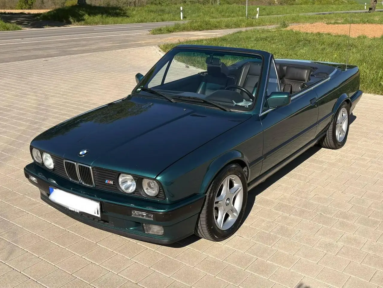 BMW 325i, foto 2