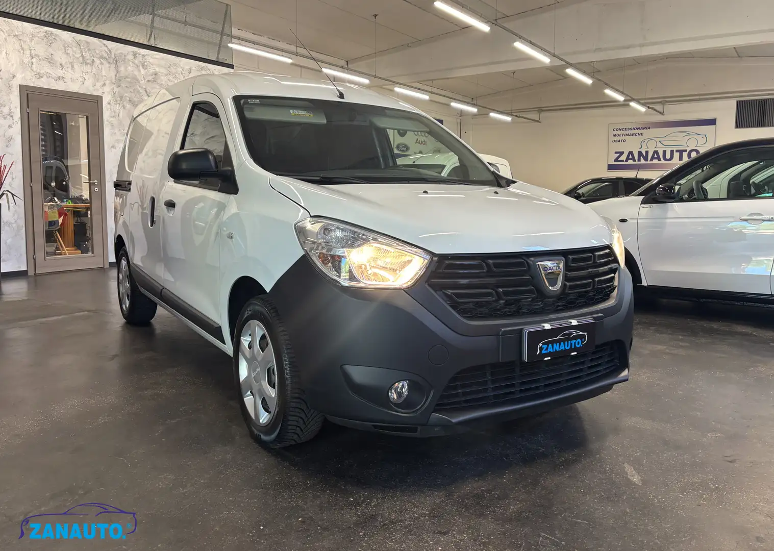 Dacia Dokker 1.6 Van Gpl *PREZZO+IVA* Weiß - 2