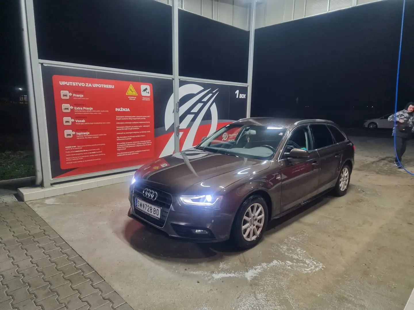 Audi A4 Avant 2.0 TDI DPF S line Sportpaket - 2