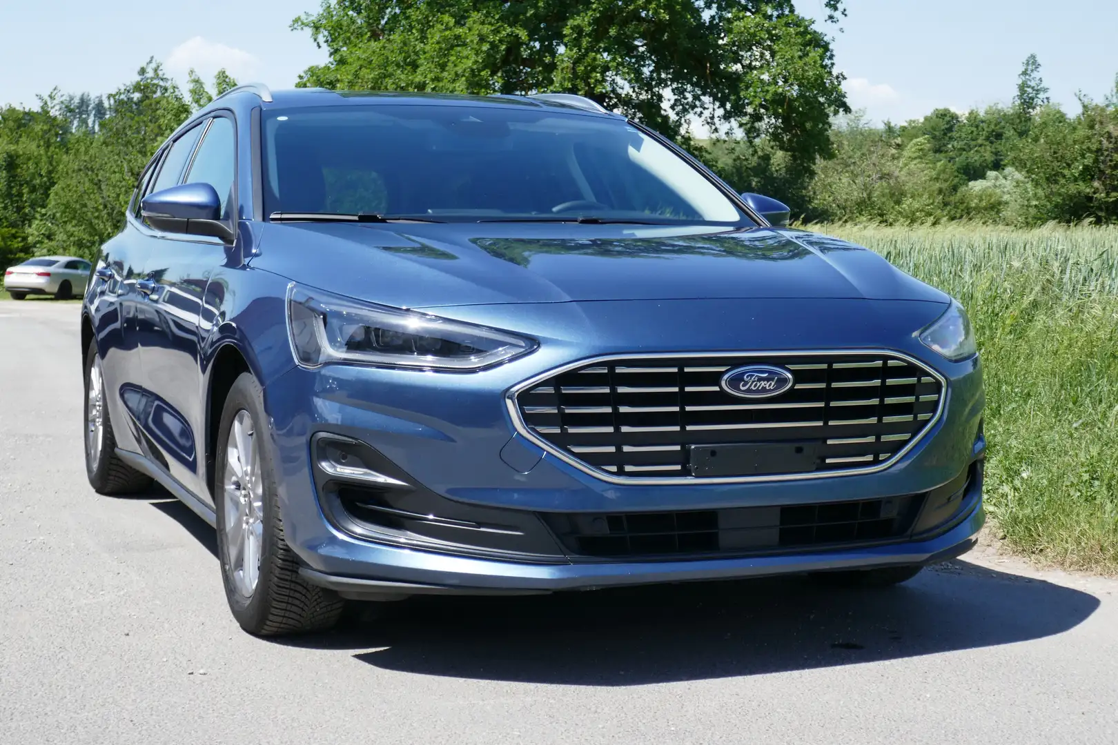 Ford Focus Titanium Blau - 2