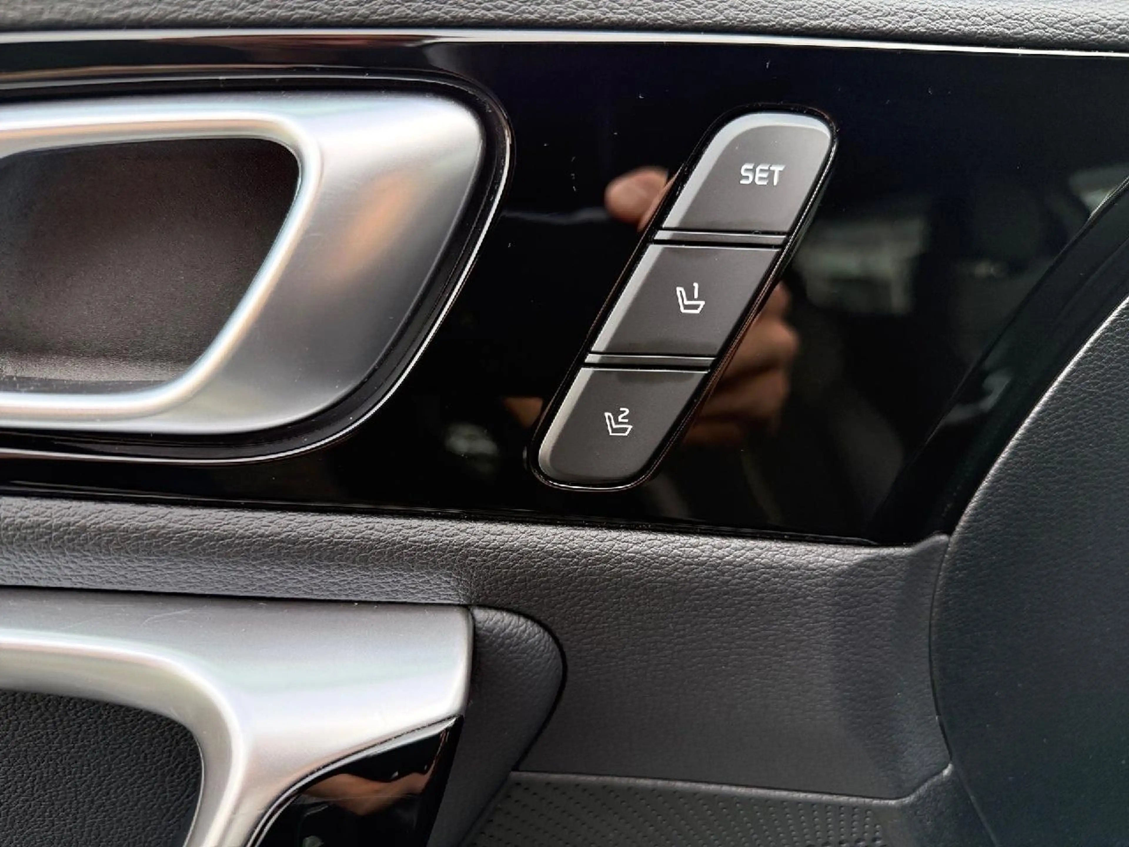 Kia XCeed Black Xdition — photo 14