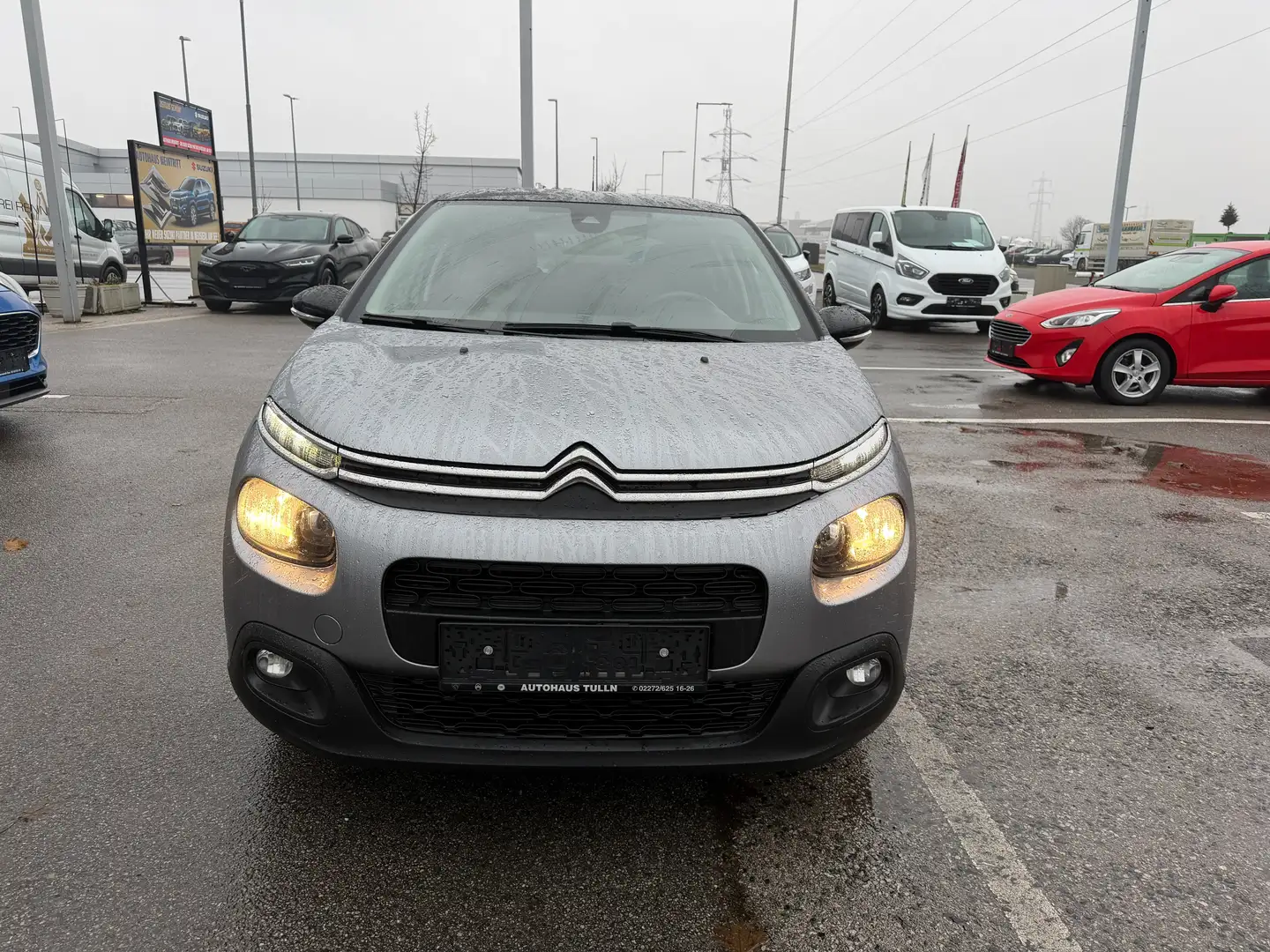 Citroen C3 Puretech 110 S&S Shine Automatik Grau - 2