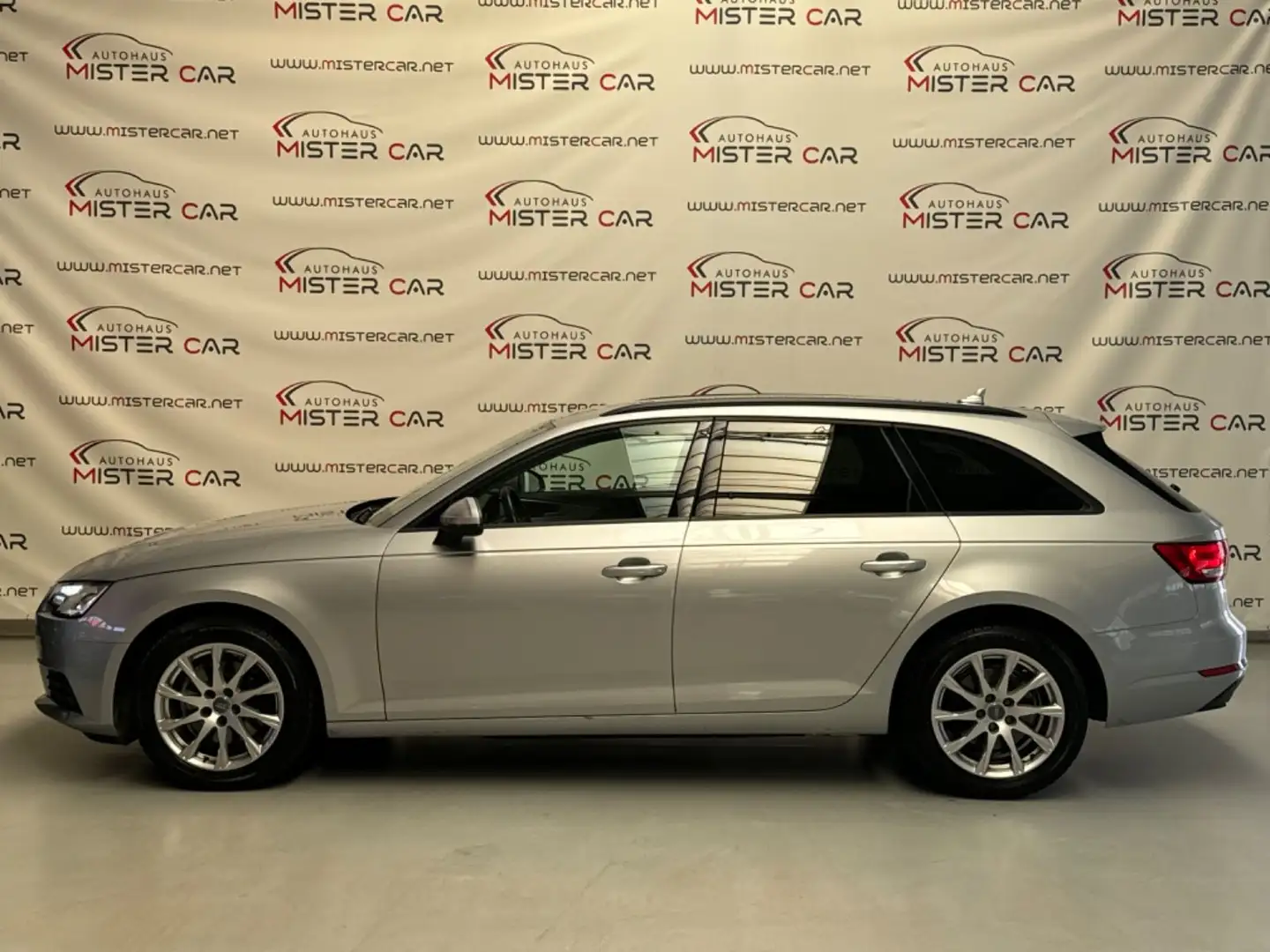 Audi A4 Avant TDI Navi/Xenon/PDC/SHZ/DSP/Audi History Silber - 2