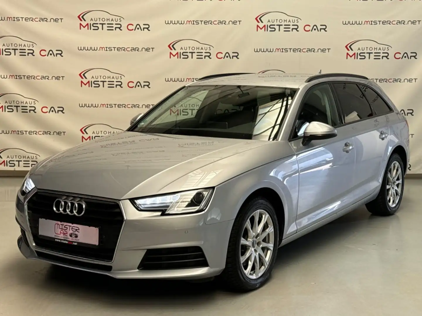Audi A4 Avant TDI Navi/Xenon/PDC/SHZ/DSP/Audi History Silber - 1