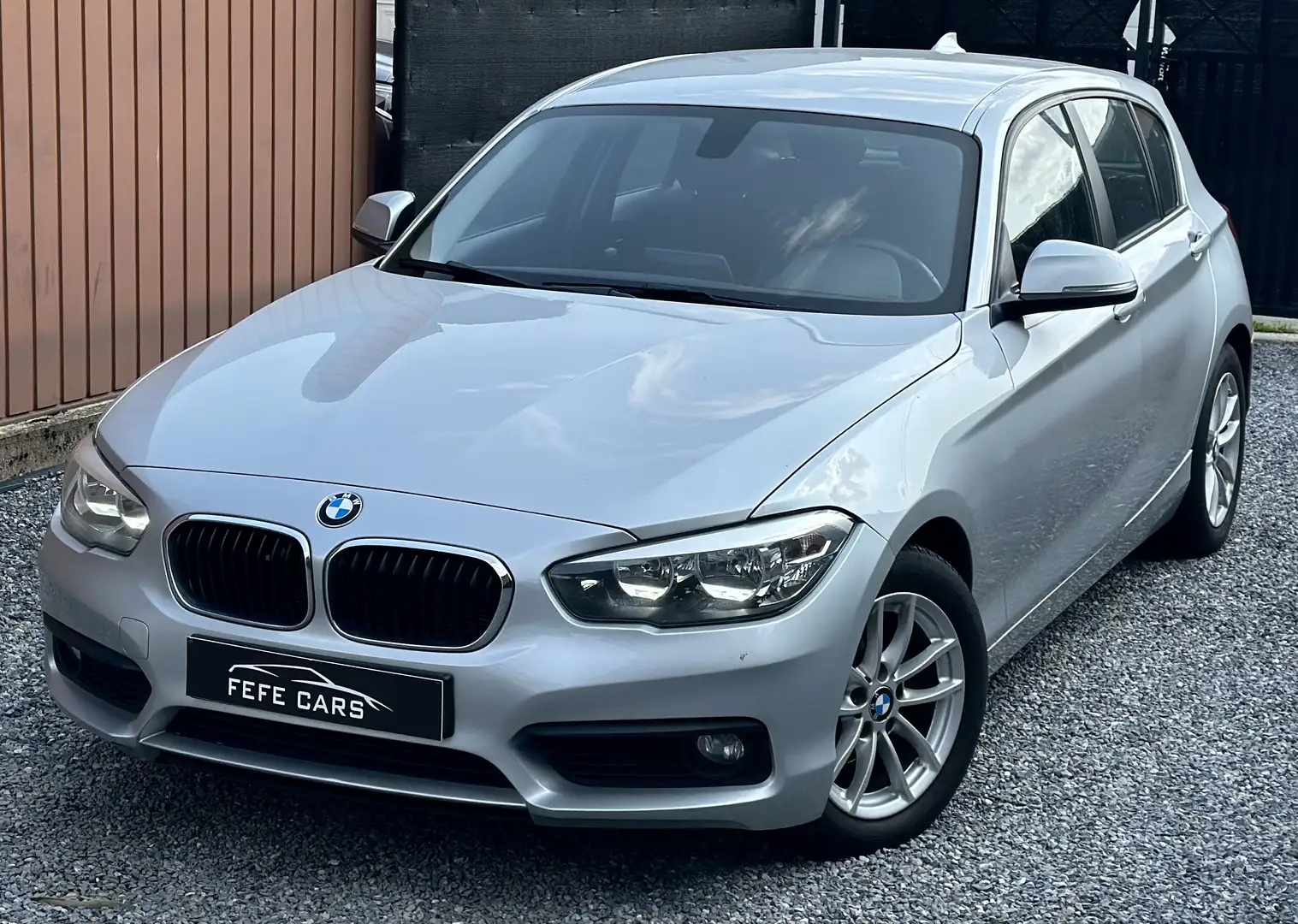 BMW 116 d EfficientDynamics Edition Plateado - 1