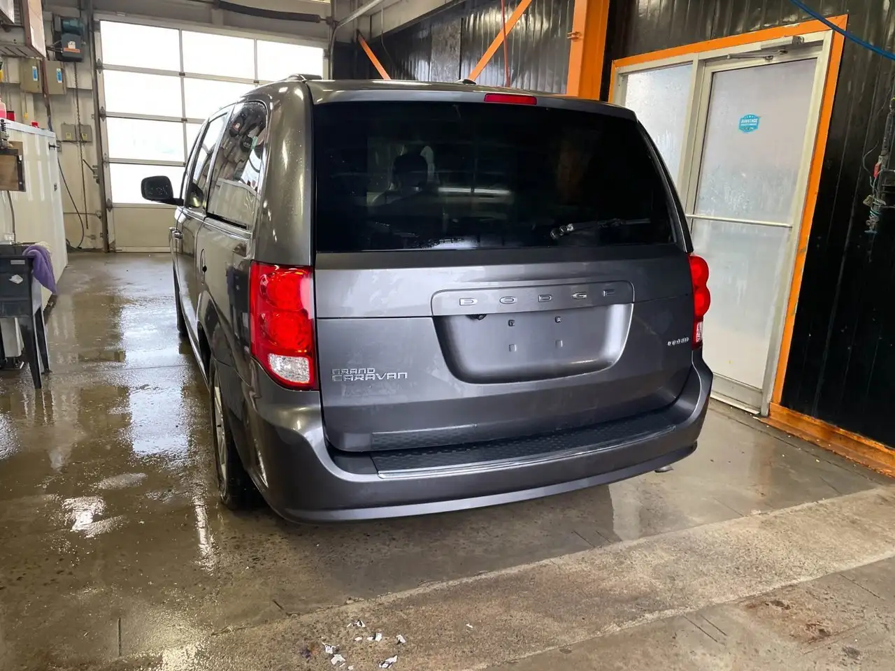 Dodge Grand Caravan снимка Dodge Grand Caravan