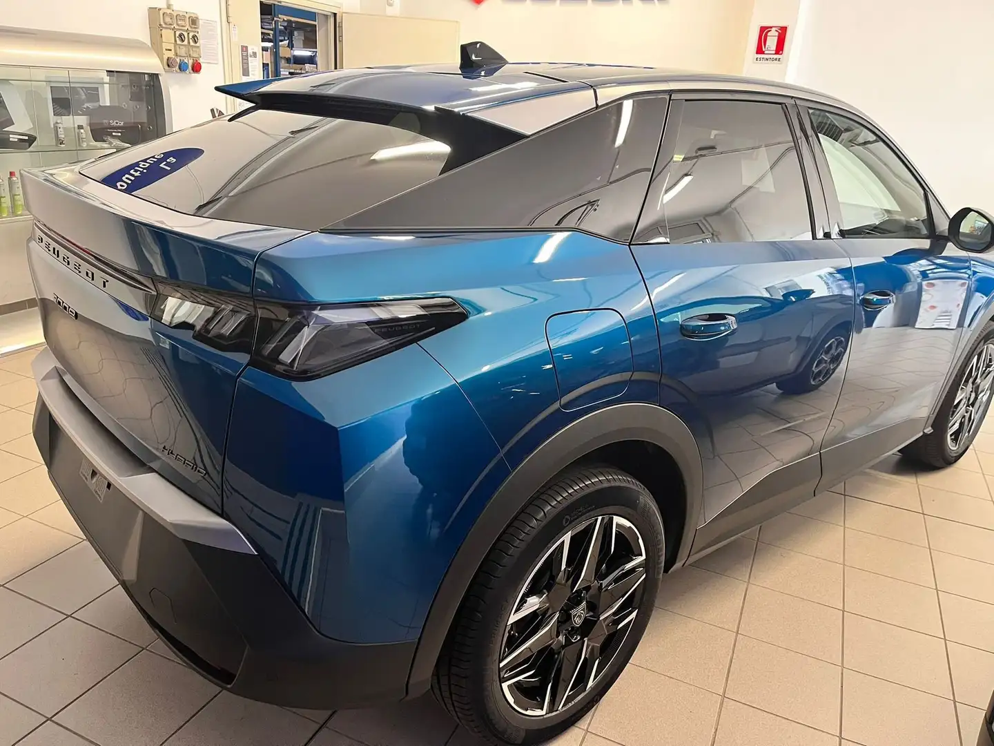 Peugeot 3008 Hybrid 145 e-DCS6 GT - 2