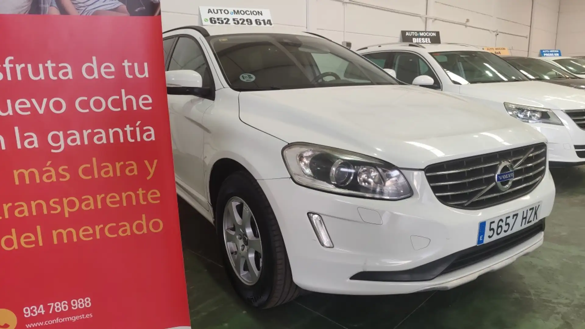 Volvo XC60 D3 Momentum 136 Blanco - 2