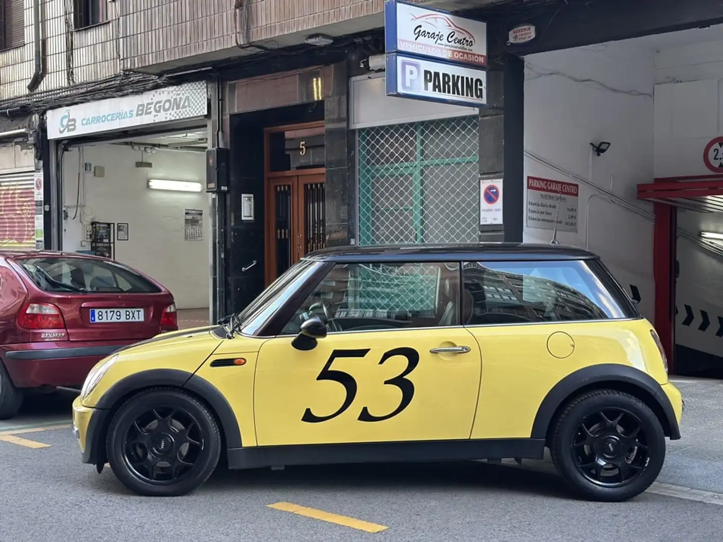 MINI Cooper Yellow - 2