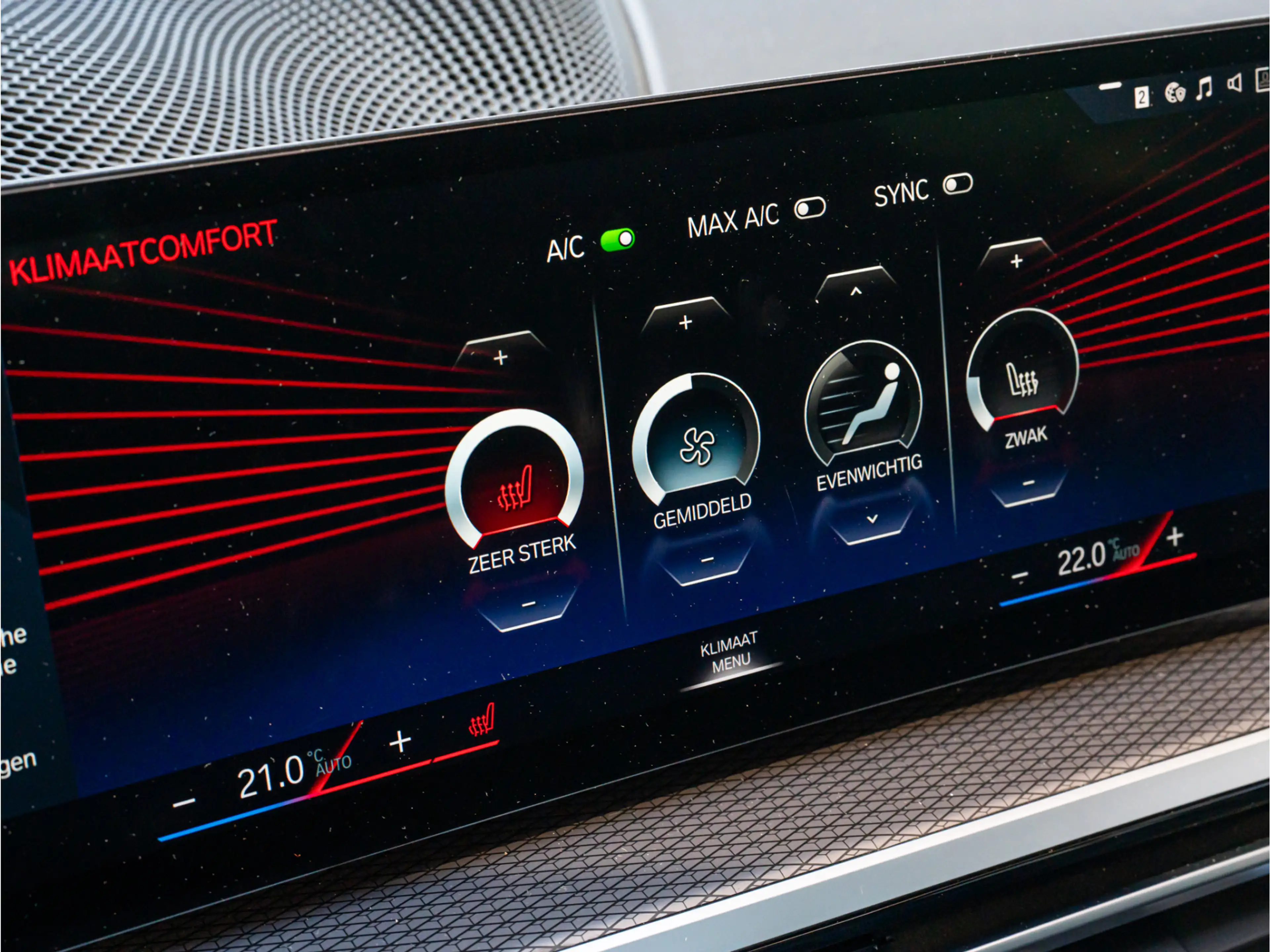 BMW 330 3-serie Touring 330e M-Sport PANO CAMERA HUD HIFI — photo 17