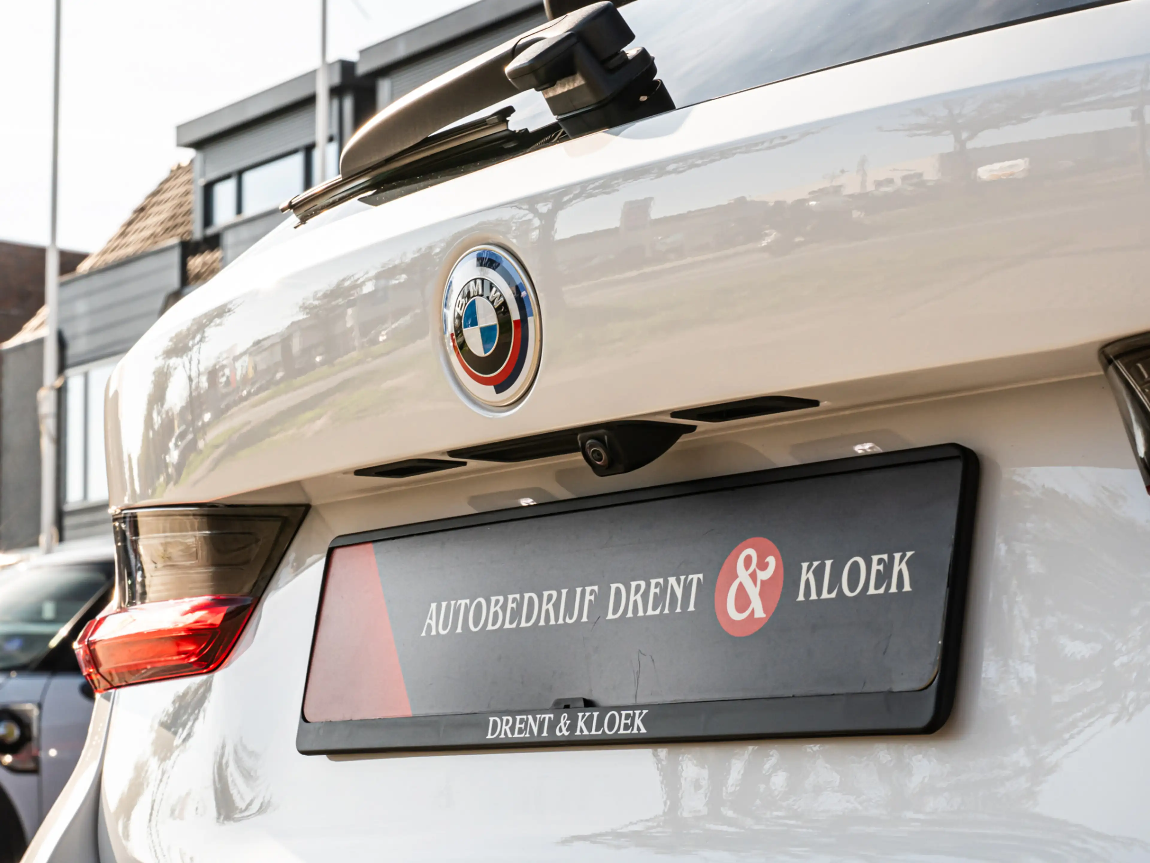 BMW 330 3-serie Touring 330e M-Sport PANO CAMERA HUD HIFI — photo 34