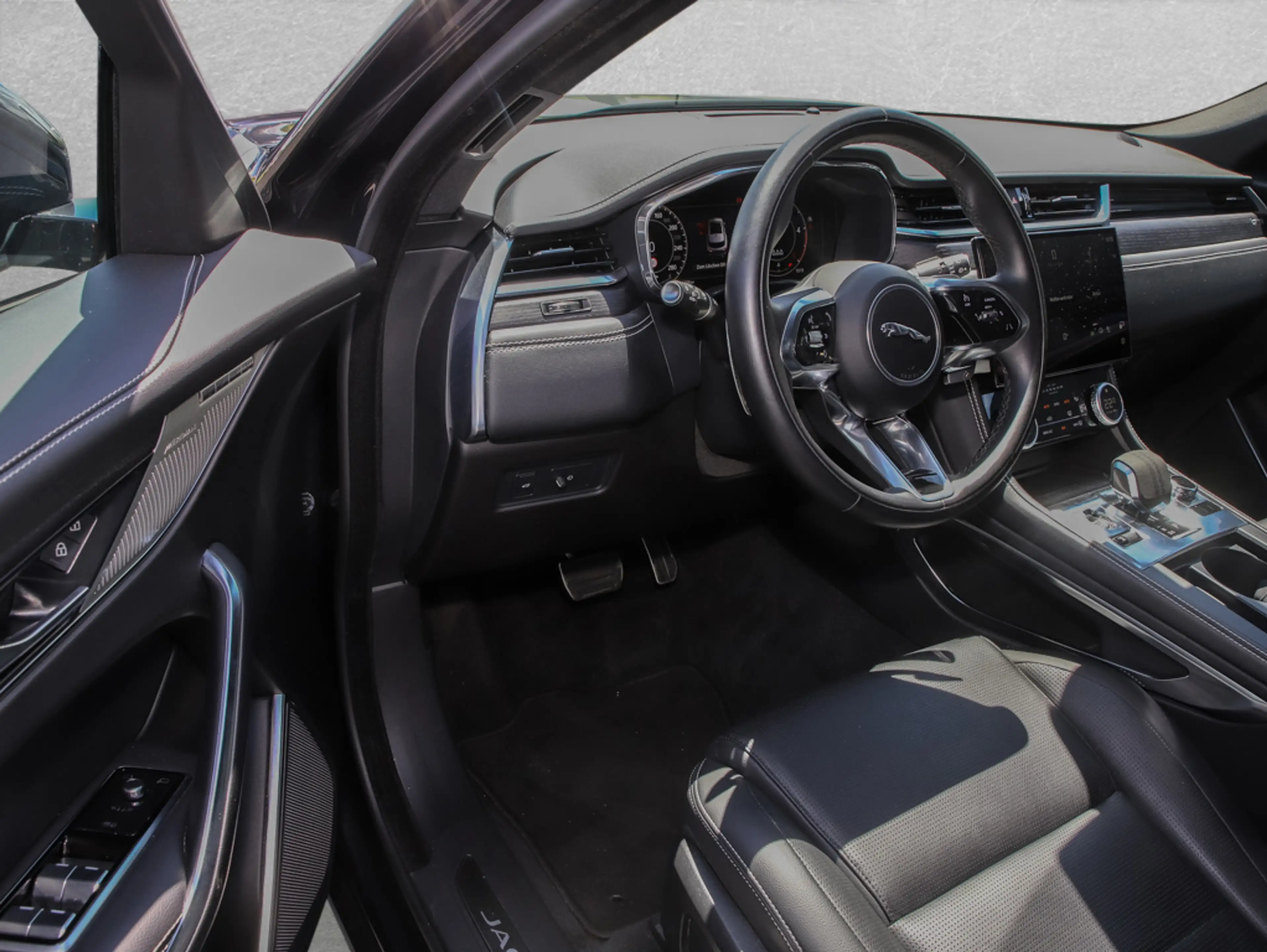 Jaguar F-Pace D200 R-Dynamic SE 21Zoll elek.AHK Fahrass. — photo 13