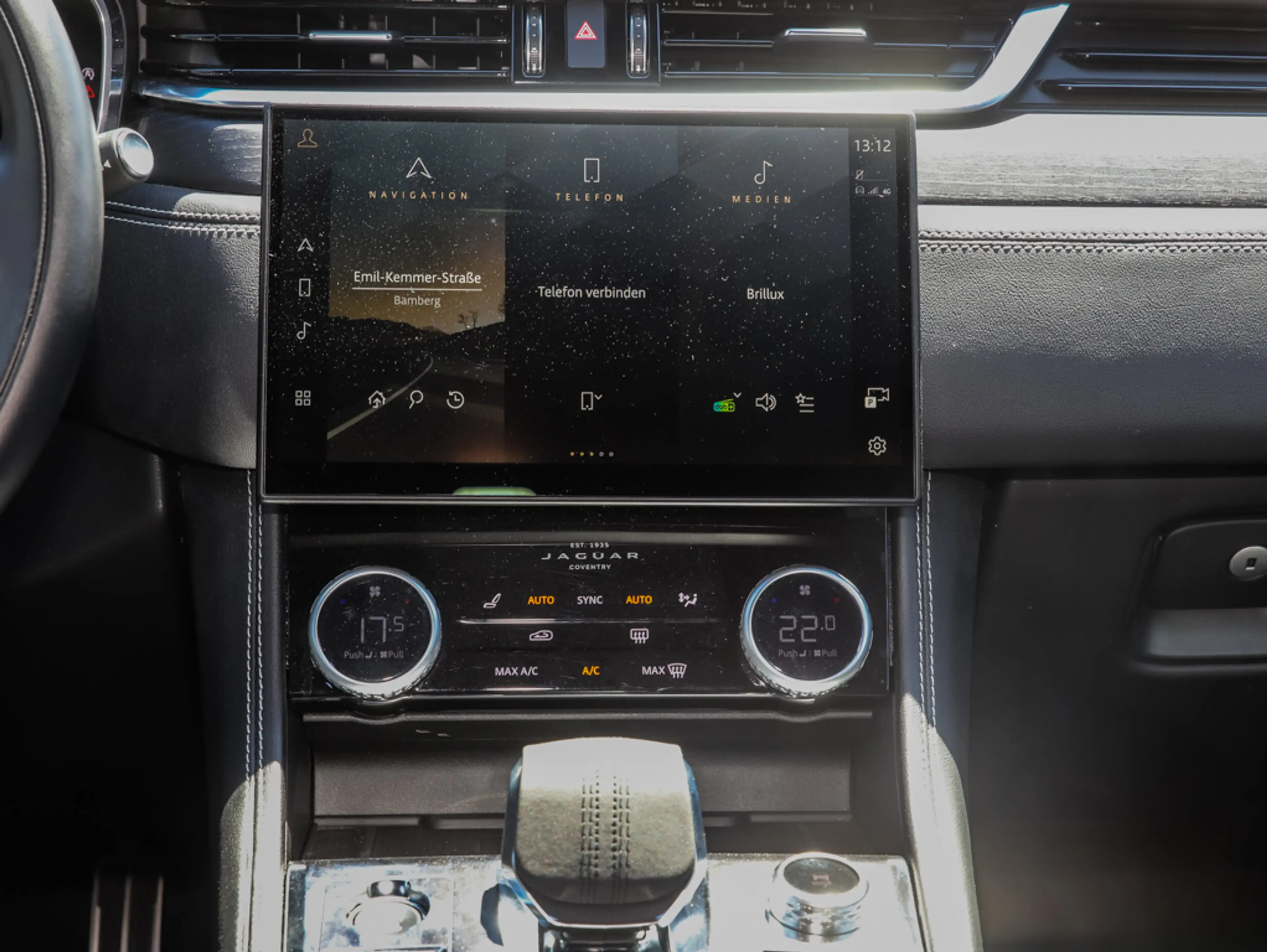 Jaguar F-Pace D200 R-Dynamic SE 21Zoll elek.AHK Fahrass. — photo 12