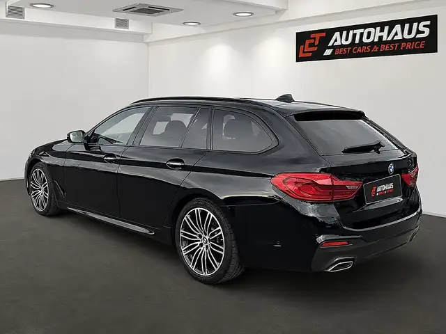 BMW 5 Series view 3