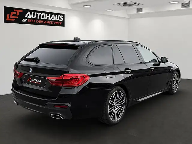 BMW 5 Series view 6