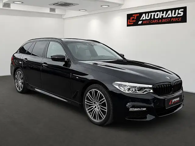 BMW 5 Series view 4