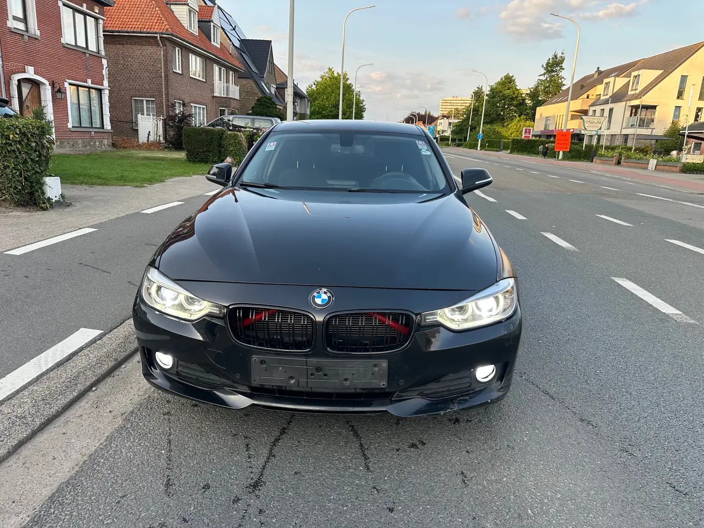 BMW 318 ketting maakt lawaai !! Zwart - 2