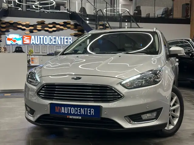 Ford Focus Turnier Titanium *2. Hand*AHK*Klima*Navi*