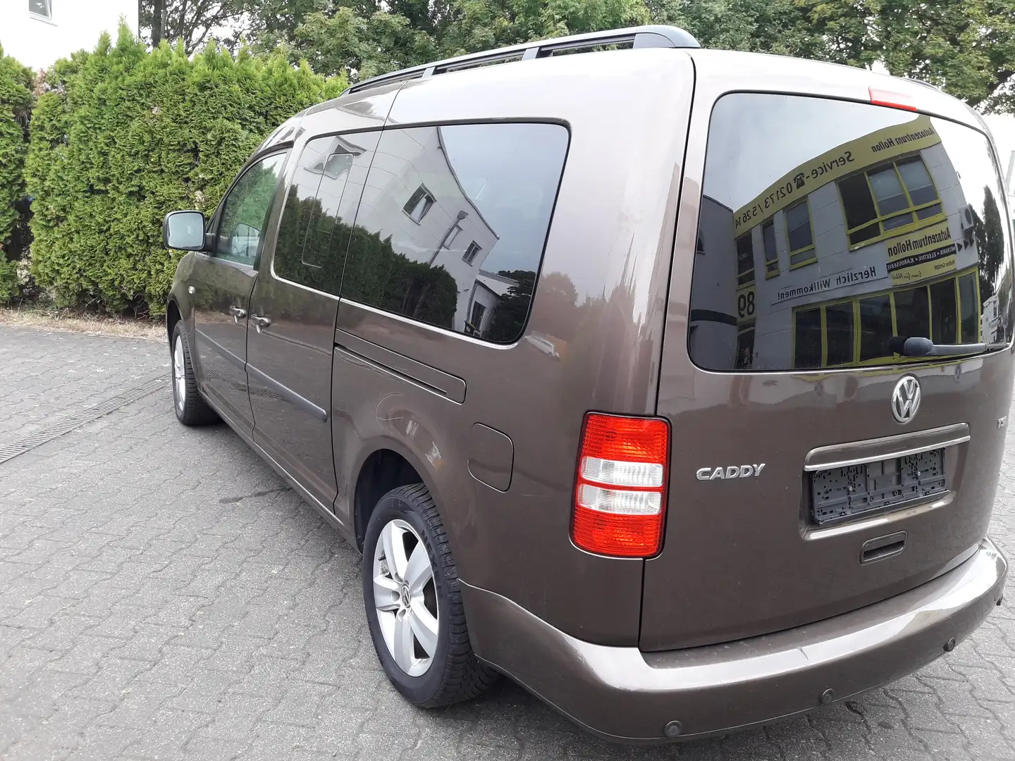 Volkswagen Caddy Maxi Comfortline Brun - 2