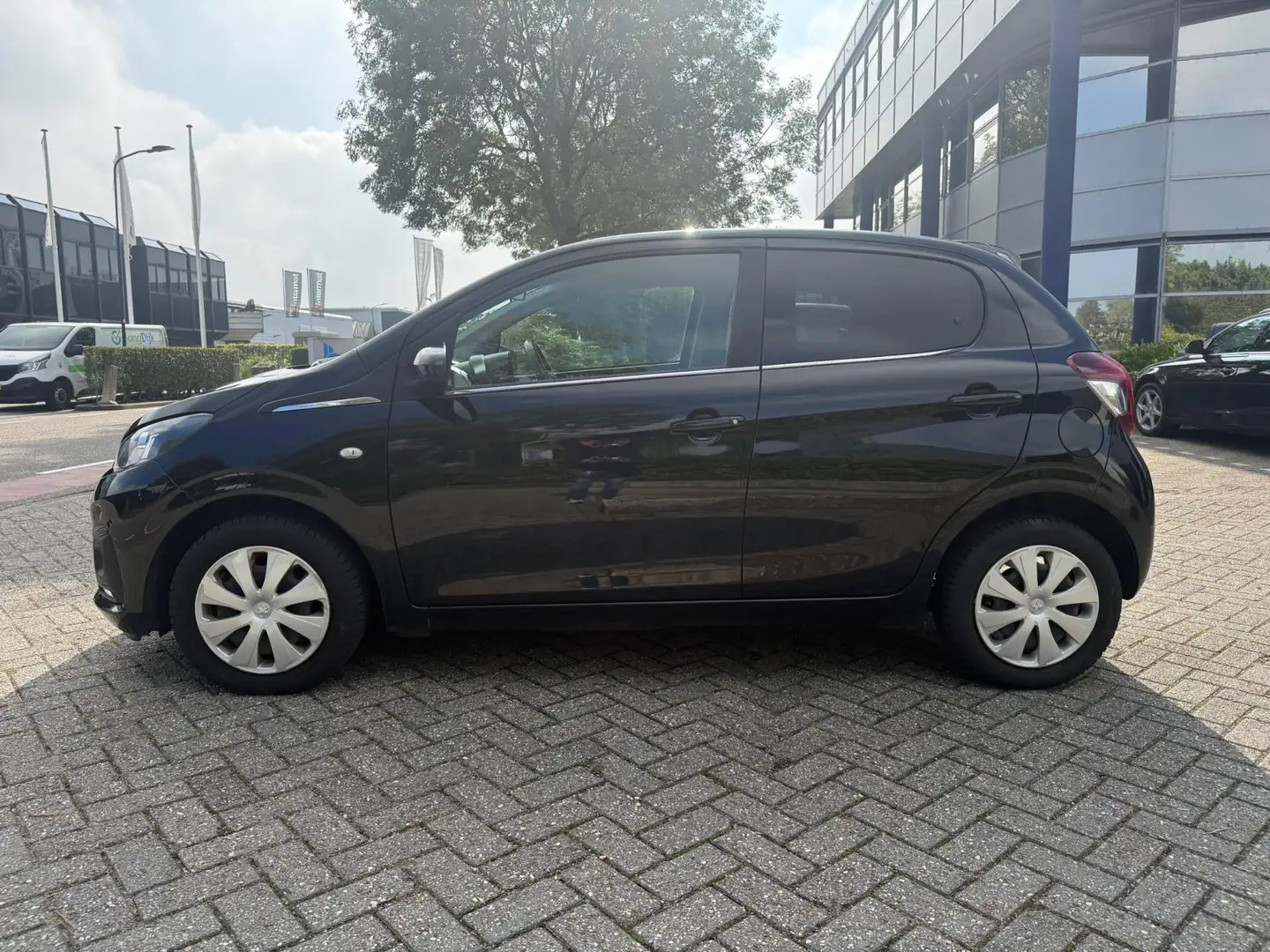 Peugeot 108 1.0 e-VTi Active | Dealer ondehouden | 52.844 NAP Schwarz - 2