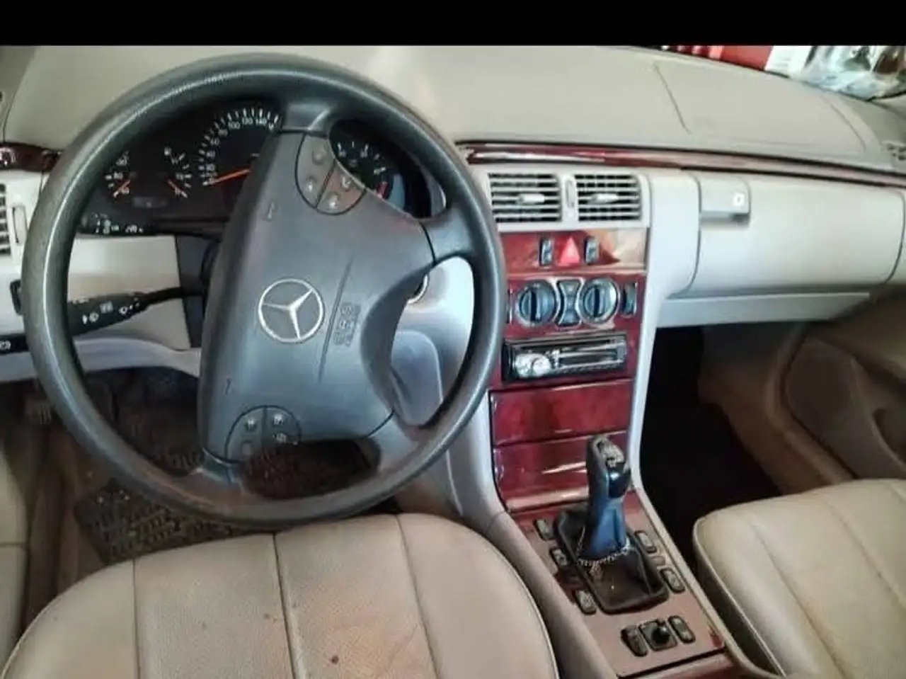 Mercedes-Benz E 220 td cdi Classic Selection, foto 3