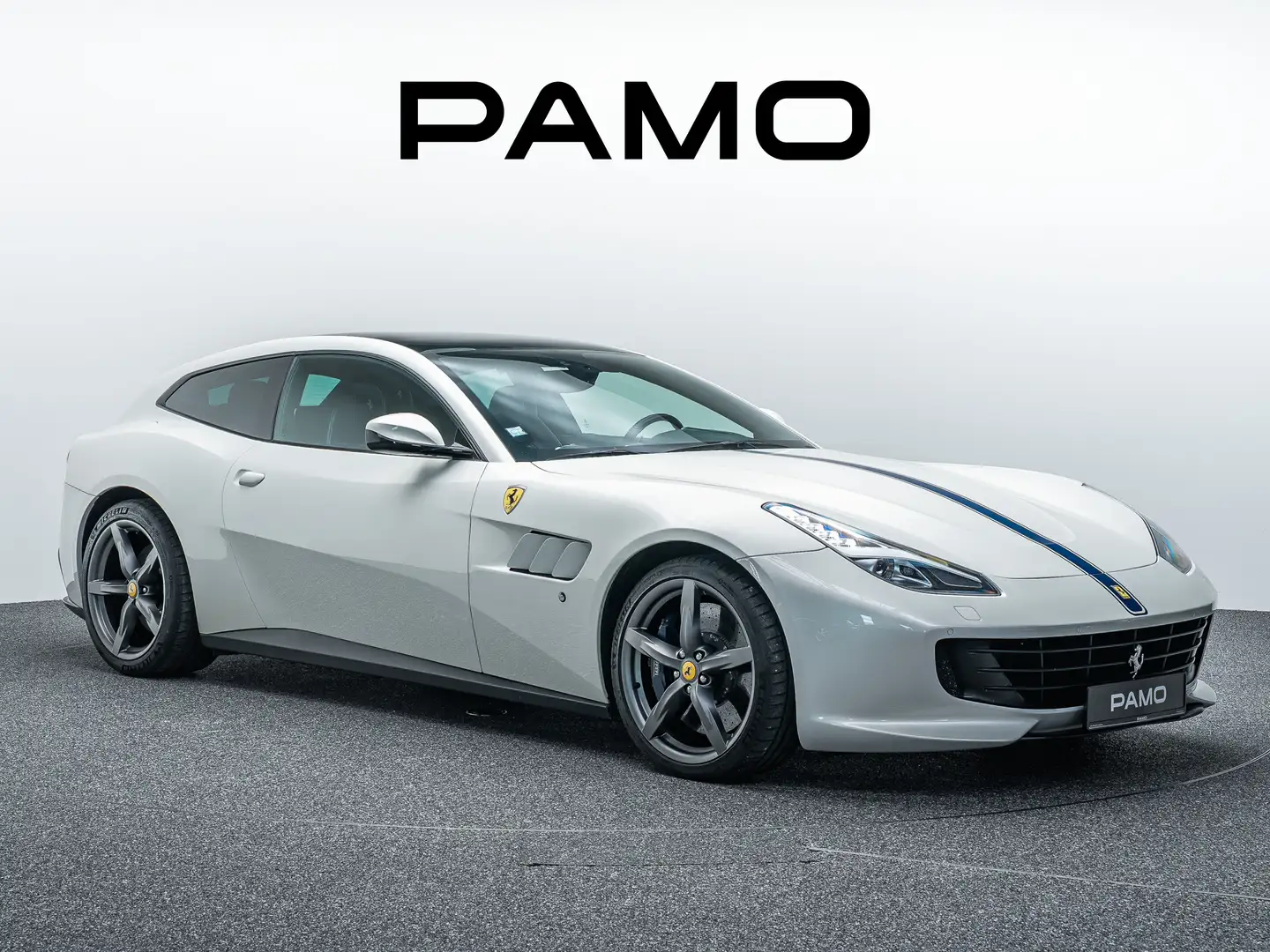 Ferrari GTC4 Lusso Ferrari GTC4Lusso V12 | AFS2, PANO, PDIS, ELEV Weiß - 1