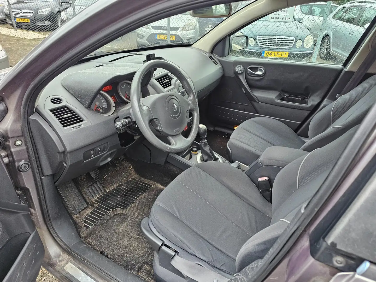 Renault Megane 2.0-16V Privilège Luxe Grey - 2