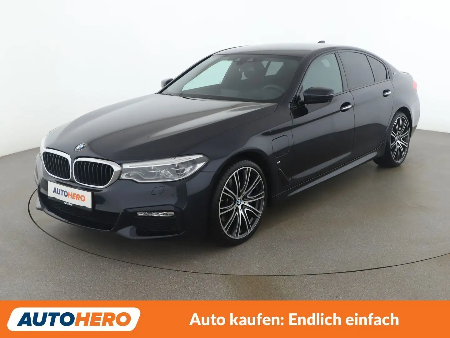 BMW 530 530e M Sport Schwarz - 1