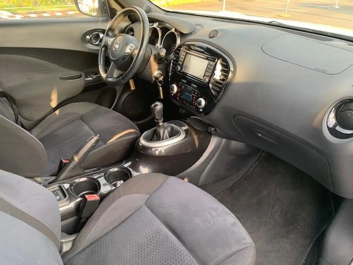 Nissan Juke 1.2e DIG-T 115 Start/Stop System Connect Edition Blanc - 2