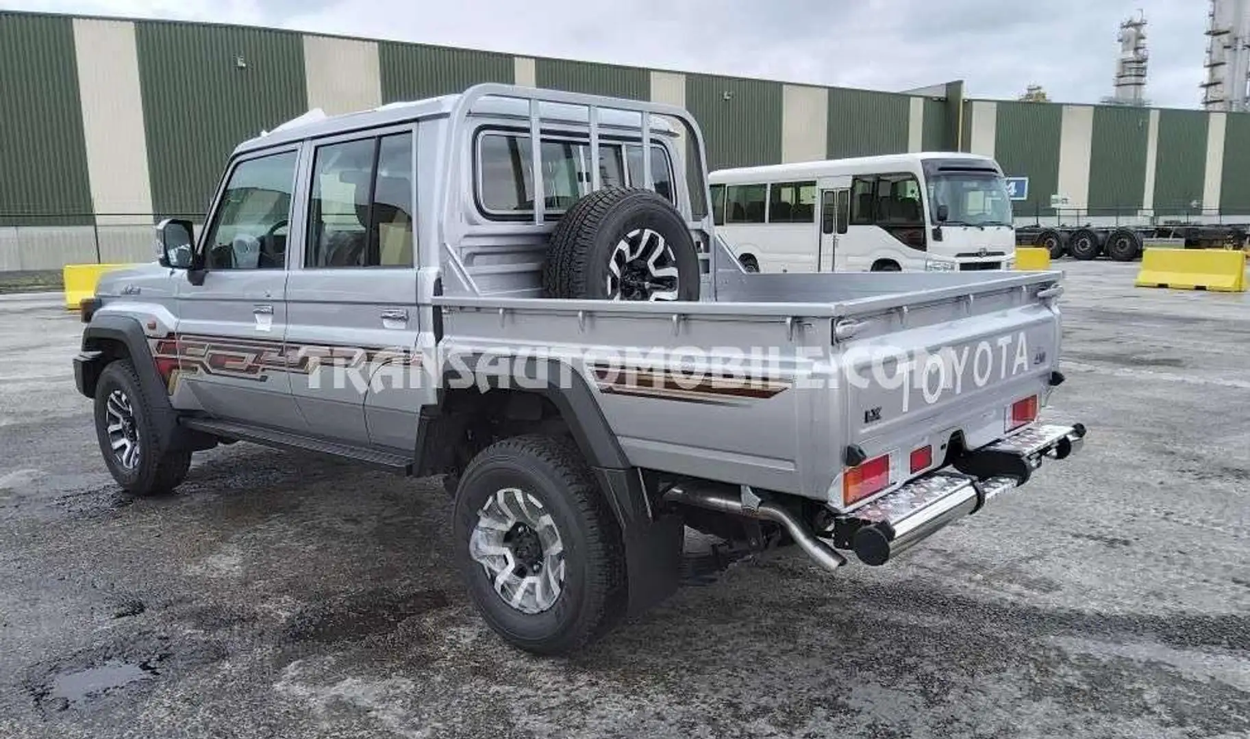 Toyota Land Cruiser GDJ 79 DOUBLE CABIN - EXPORT OUT EU TROPICAL VERSI Argent - 2