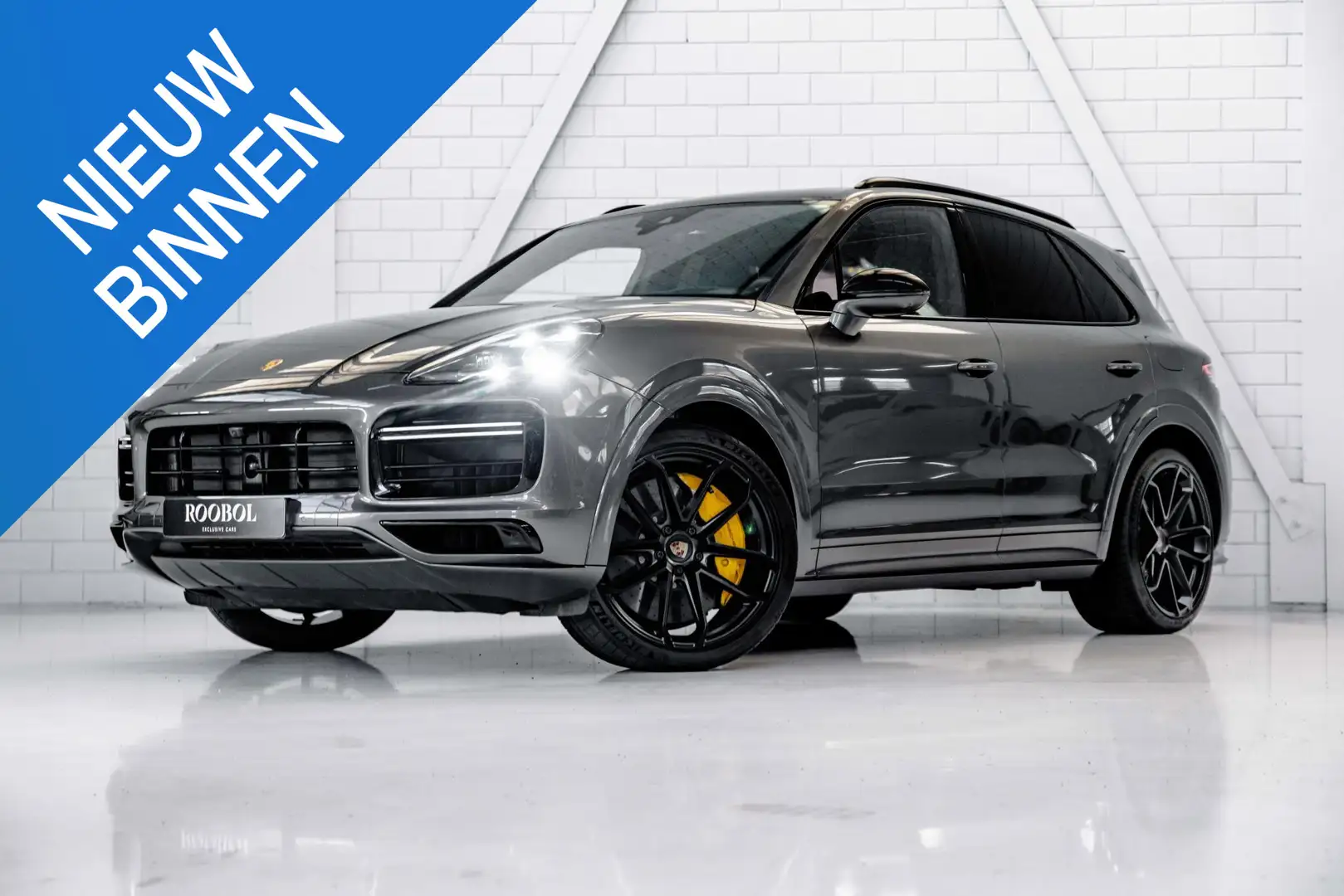 Porsche Cayenne 4.0 Turbo S E-Hybrid l Capristo l Sport Design l E Gris - 1