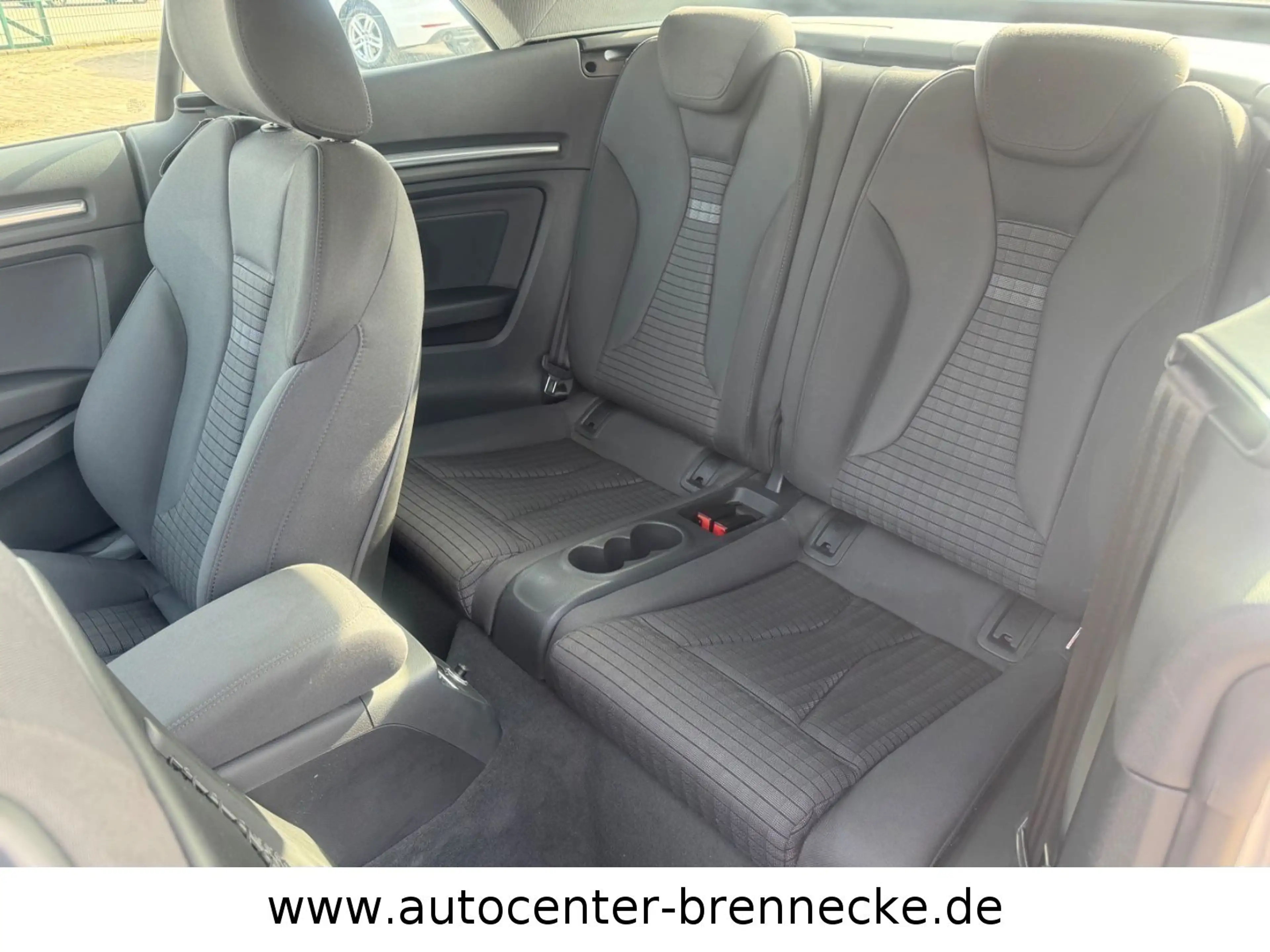Audi A3 Cabriolet Sport*Automatik*Bi-Xenon*PDC* — photo 10