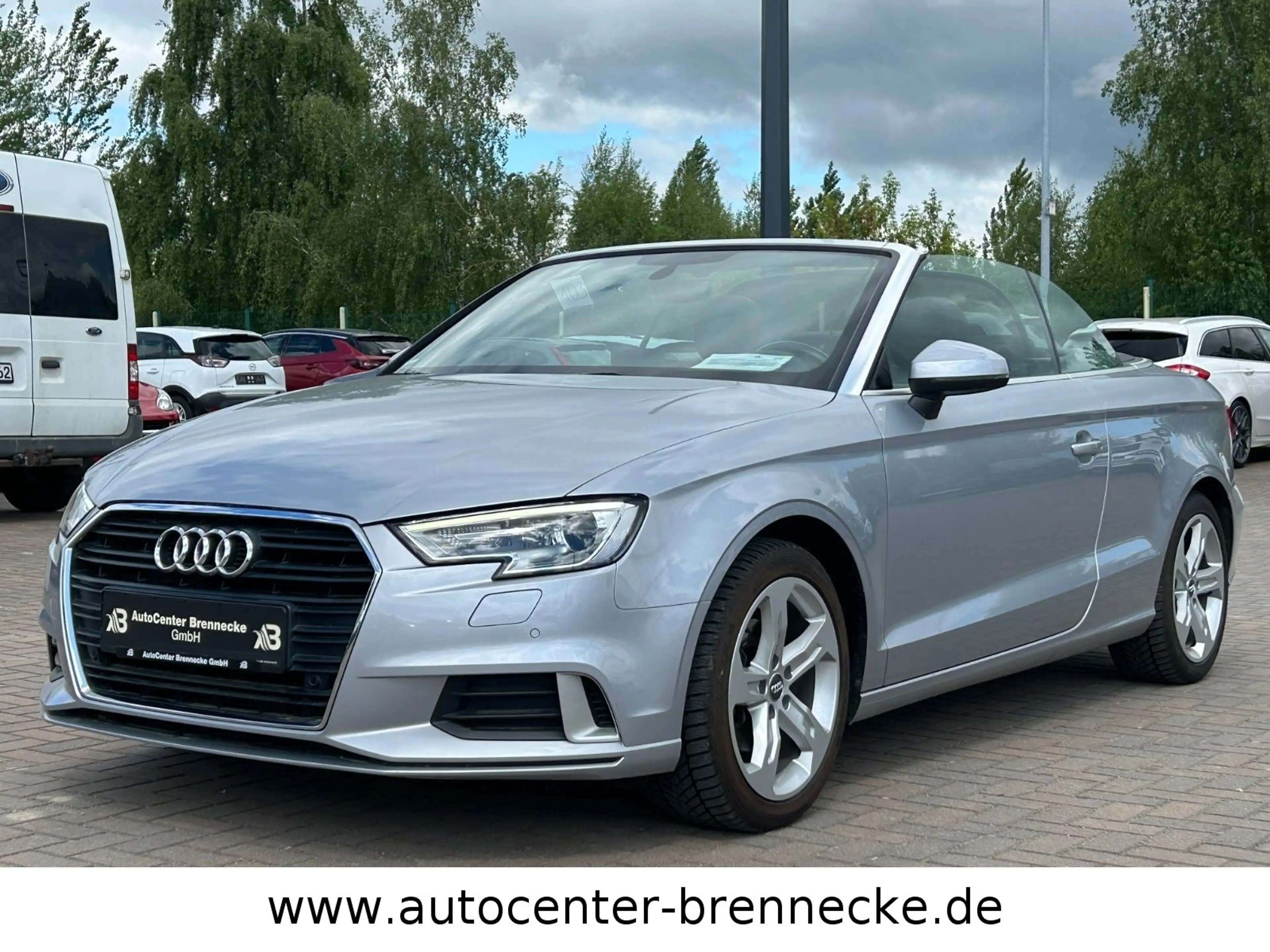 Audi A3 Cabriolet Sport*Automatik*Bi-Xenon*PDC* — photo 3