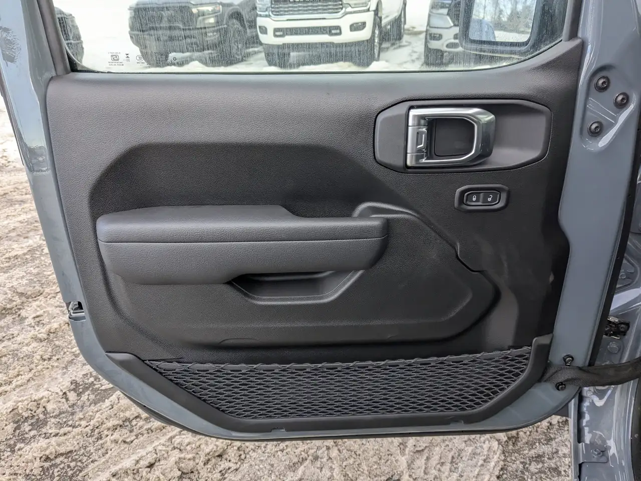 Jeep Wrangler снимка Jeep Wrangler