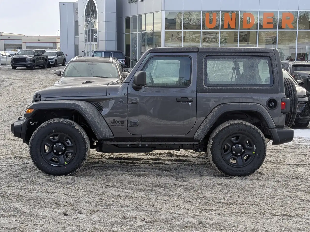 Jeep Wrangler снимка Jeep Wrangler
