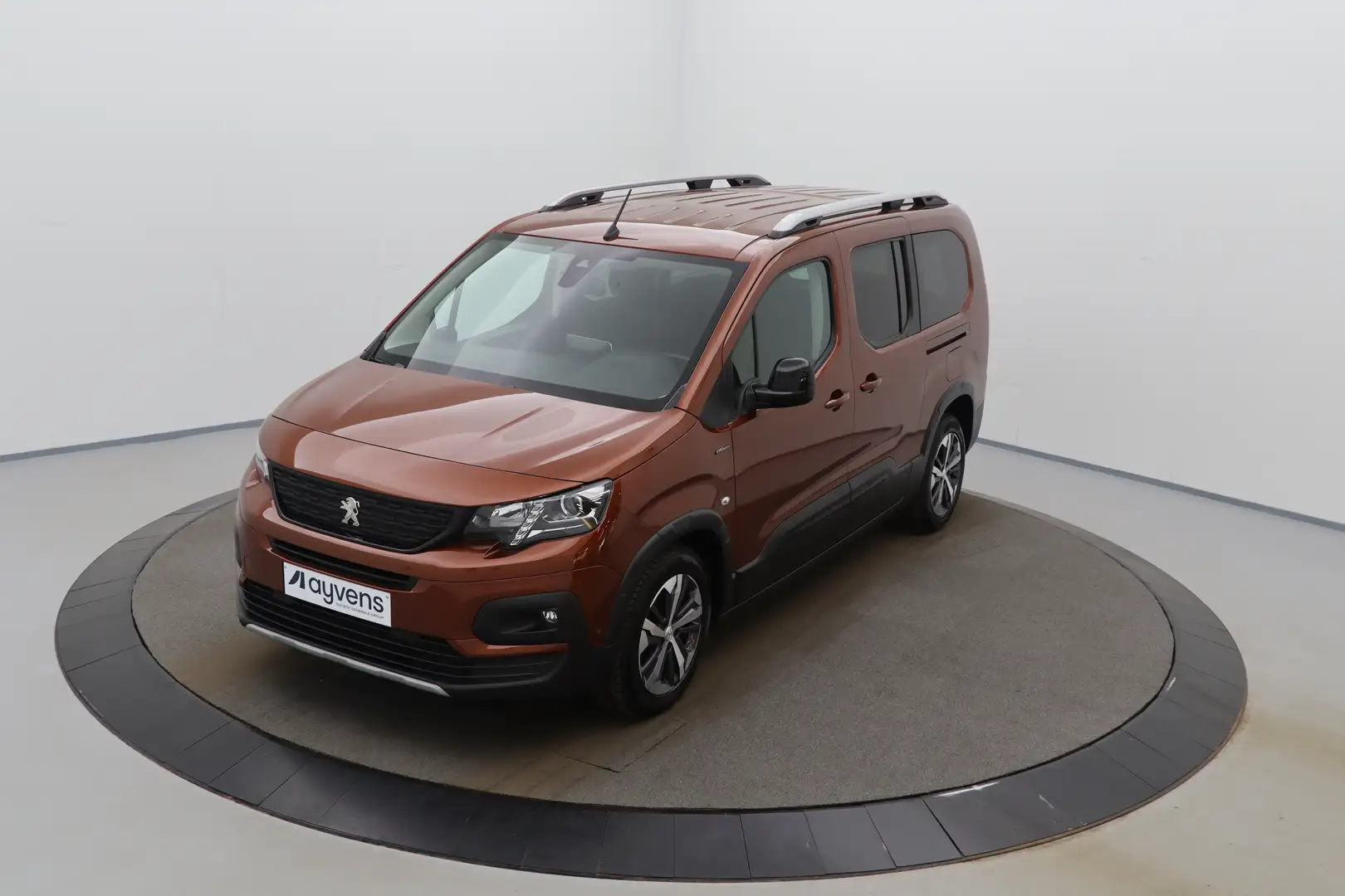 Peugeot Rifter 1.5 BlueHDi Long GT Line EAT8 GPS PDC CAM Keyless Kahverengi - 1