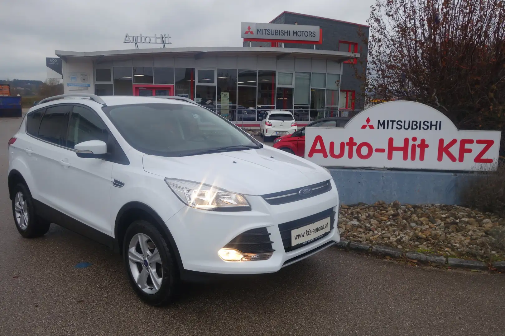 Ford Kuga 1,5 EcoBoost Trend***1.Besitz/nur 54.200km*** Blanc - 1