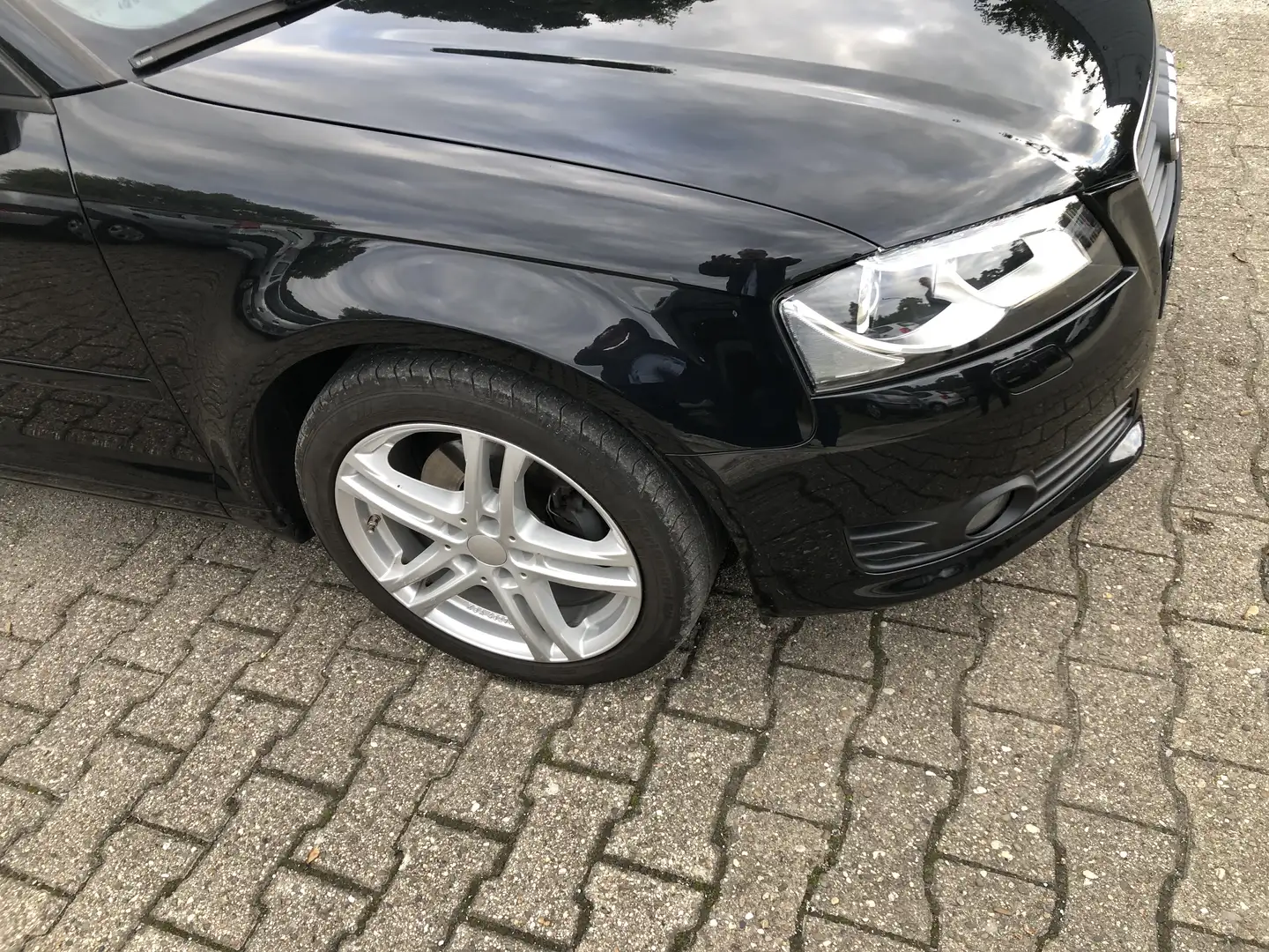 Audi A3 1.4 S Line ,Xenonlicht, Neu Tüv, Elektische sitzh Schwarz - 2