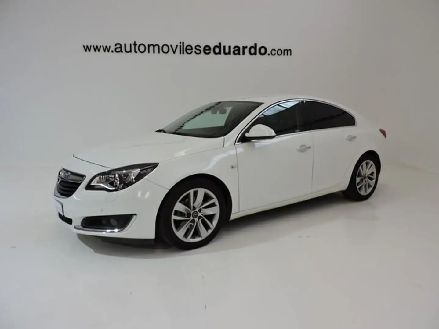 Opel Insignia 4p Excellence 1.6 CDTI ecoFLEX 136 CV Start & Stop Blanco - 1