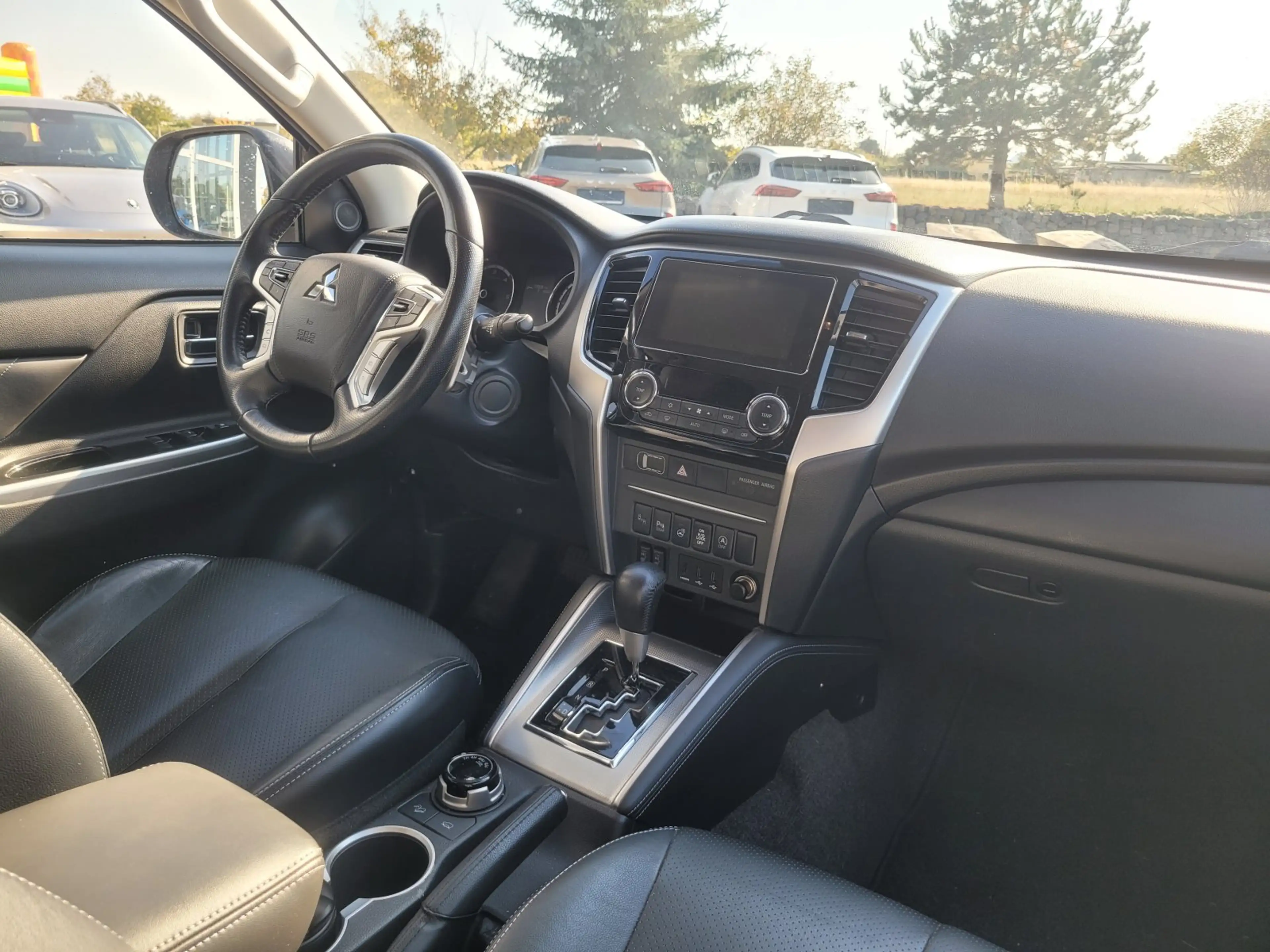 Mitsubishi L200 L 200 4x4 2,2 DI-D Top Doppelkabine 4x4 2.2 DI-D E — photo 9