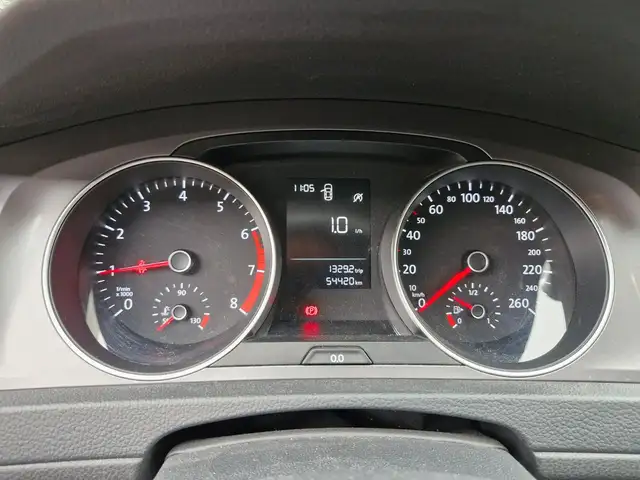 Volkswagen Golf view 10