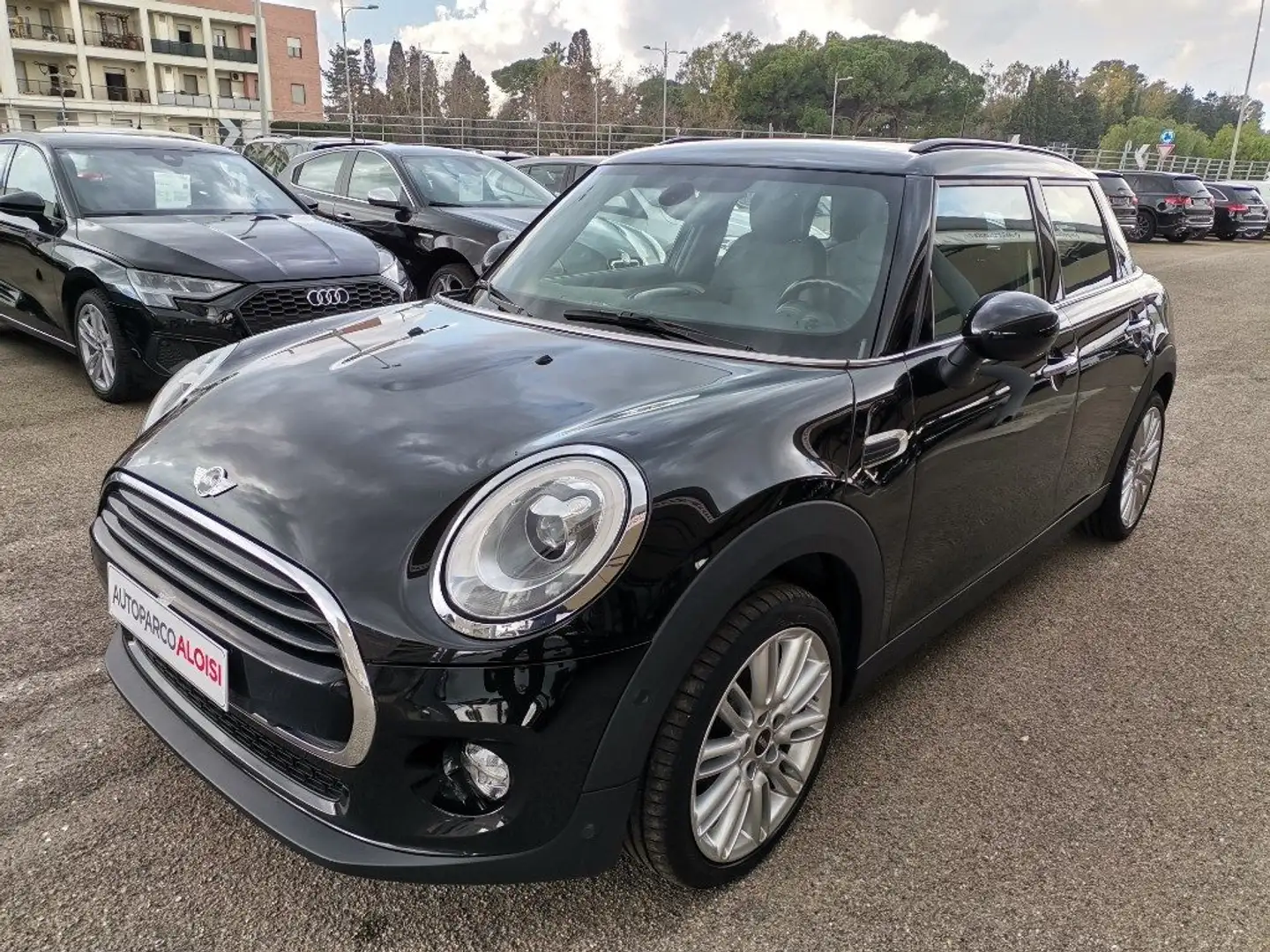 MINI Cooper D 1.5 Cooper D 5 porte Automatica Nero - 1